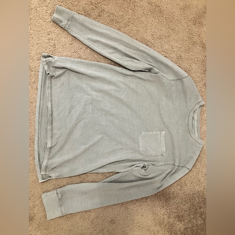 Men’s long sleeve shirt